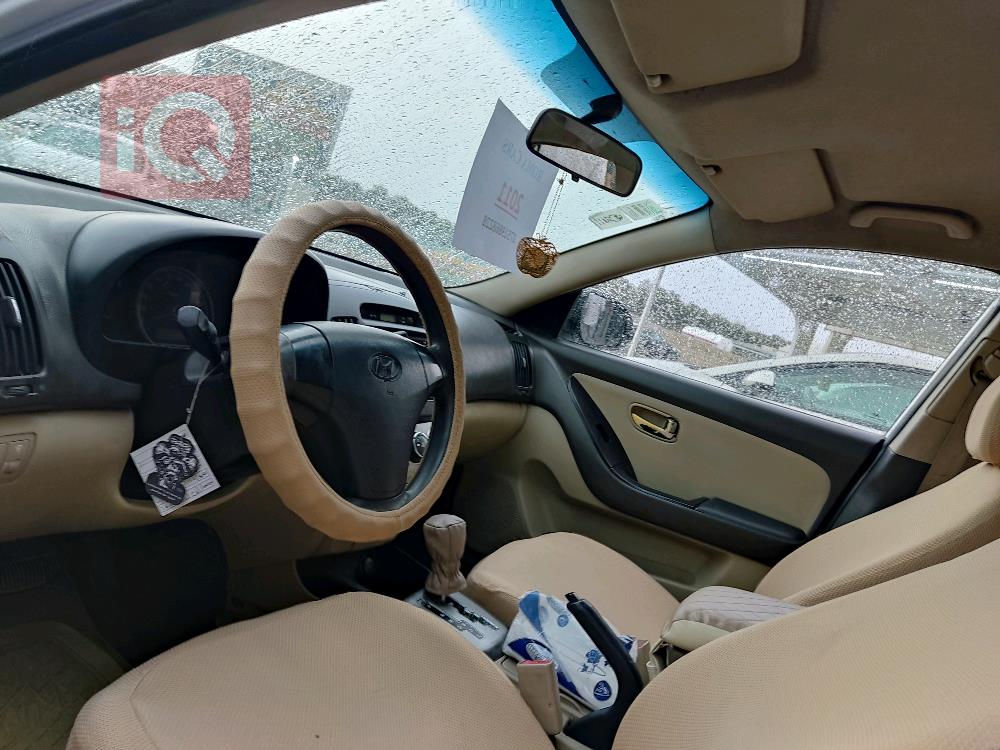 هیوندای ئەلەنترا
